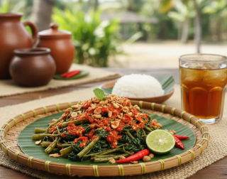 Plecing Kangkung Lombok Autentik, Eksplorasi Rasa Pedas Segar dalam Hidangan Tradisional Rumahan